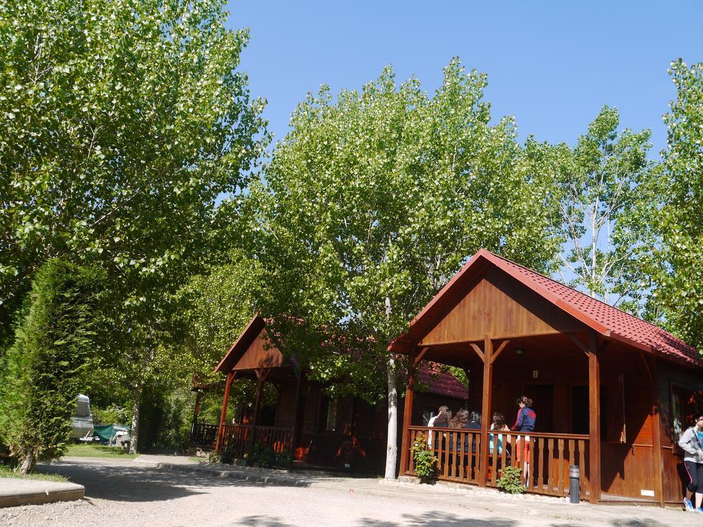 Camping Riera Merles Borredá Exteriör bild